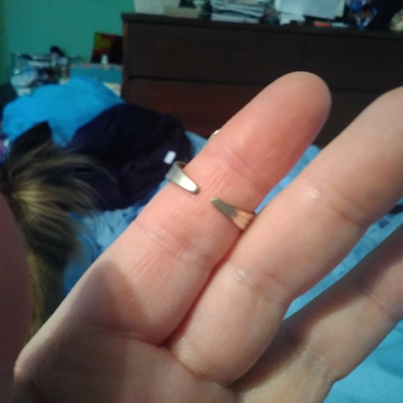 Hammered ring - Picture 3 of 3